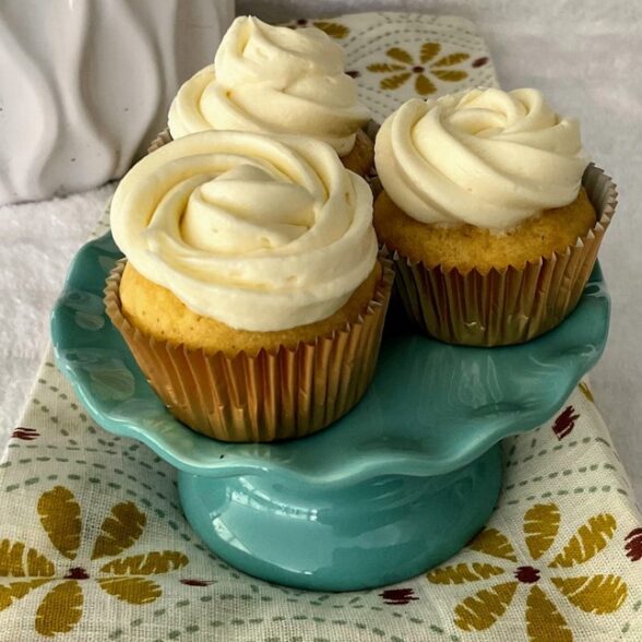 Gluten Free Mini Vanilla Cupcakes